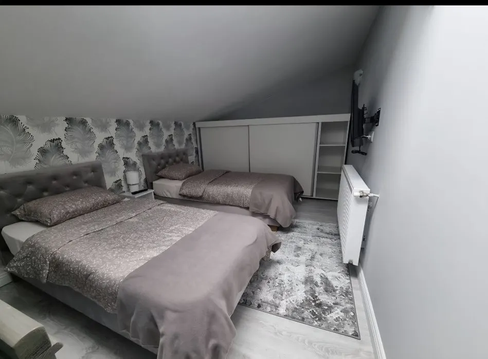 Apartament modern de inchiriat, 3 camere Str. Vasile Lucaciu - foto 7