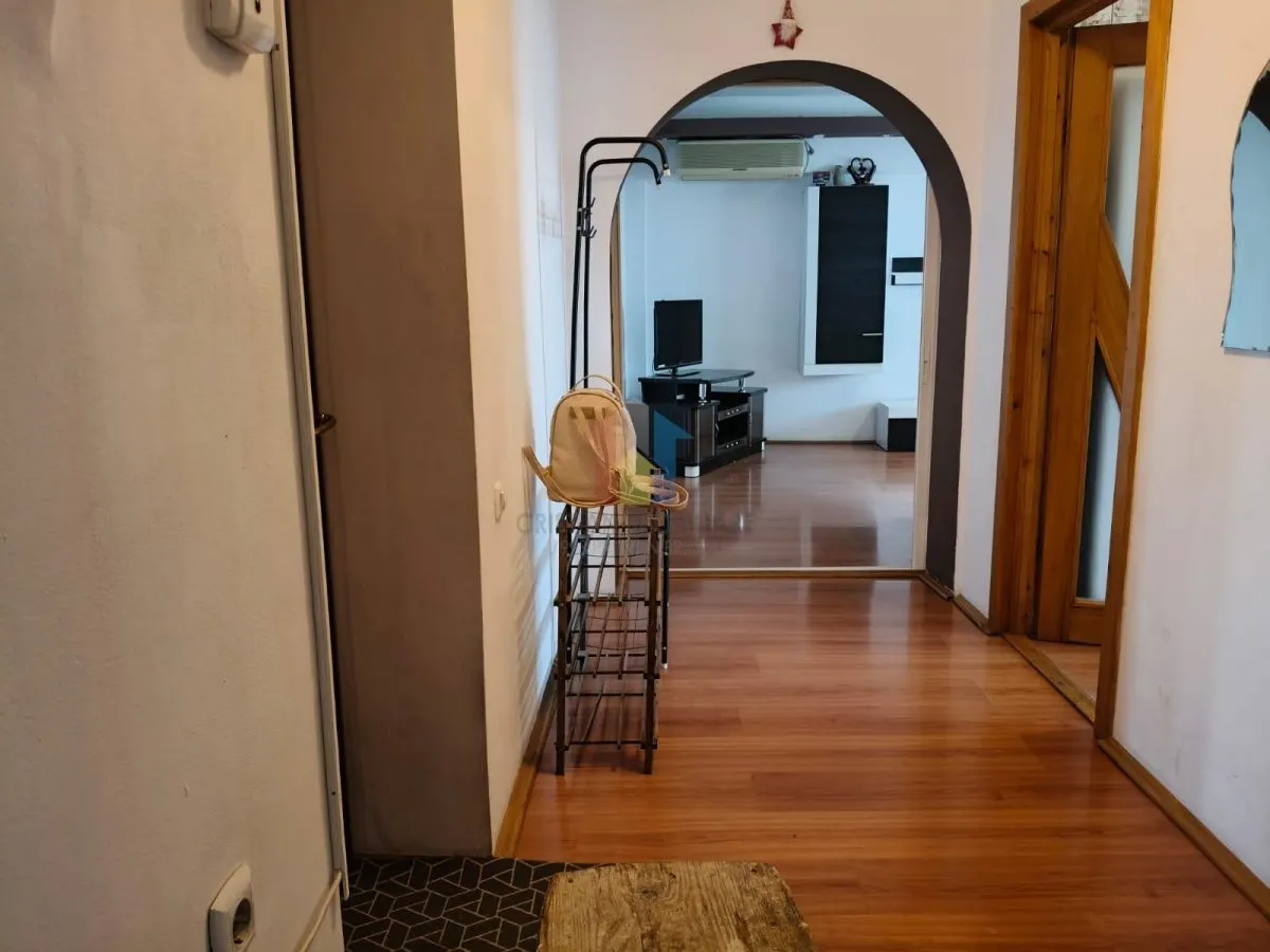 SUPER SPATIOS 3 camere, 103MP ,  bloc cu lift, Buzaului - foto 2