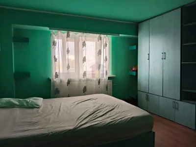 Apartament 3 camere, 103MP , decomandat, bloc cu lift, Buzaului - foto 5