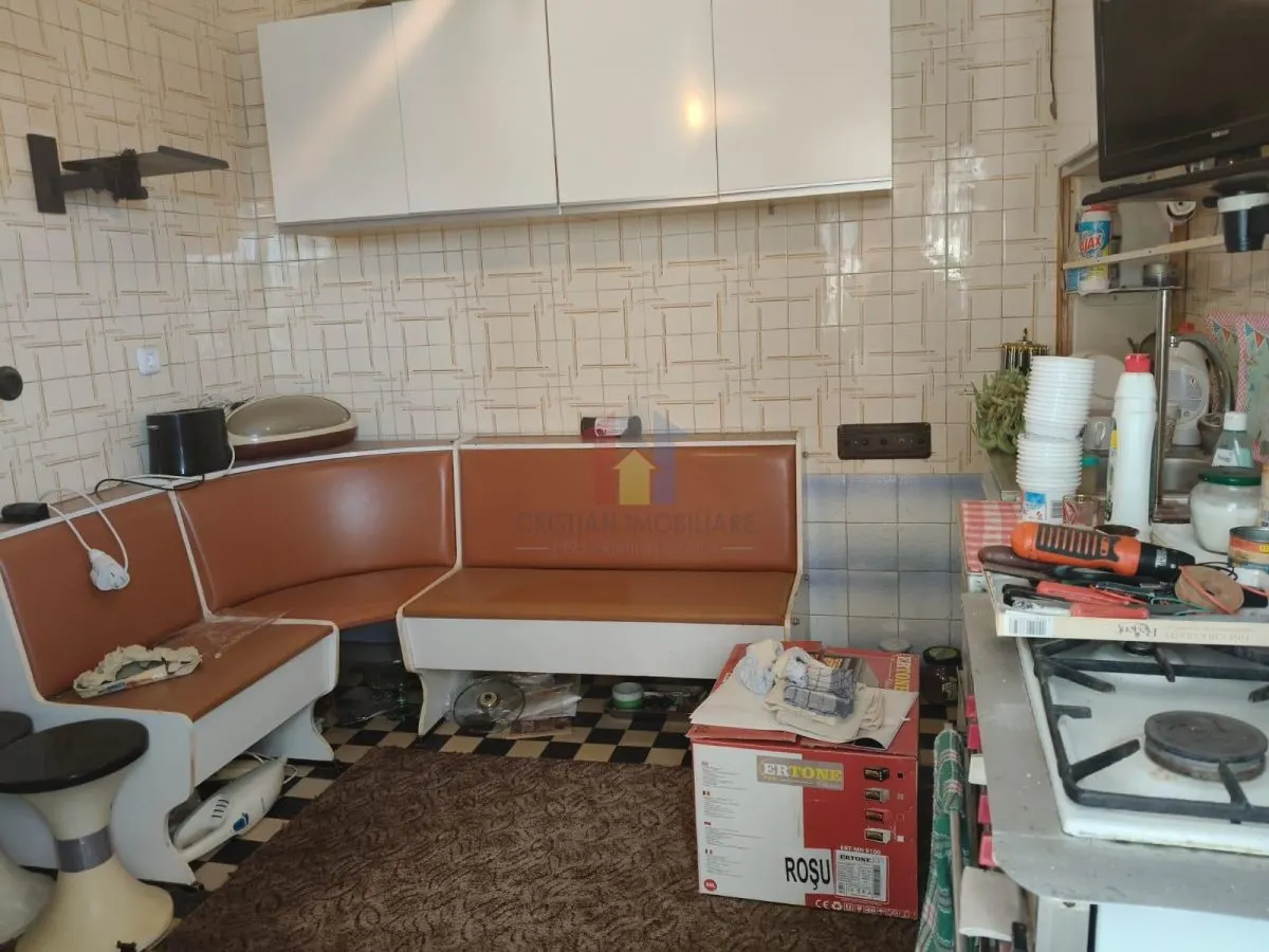 LIBER 4 camere, 80 mp, etaj 2,  Plantelor - foto 1