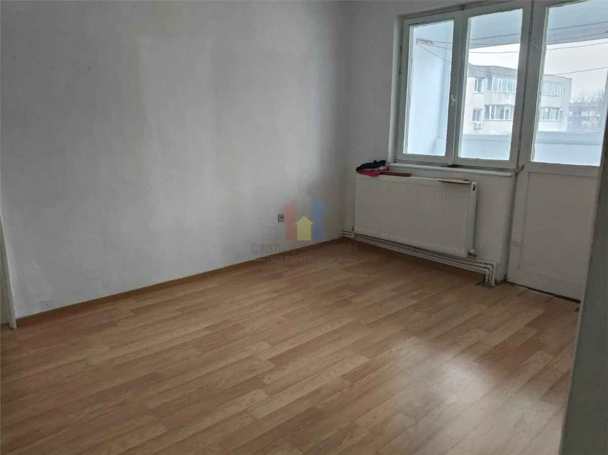 Microhala - Hipodrom, ETAJ 3, ap 2 camere, conf II sporit - foto 6