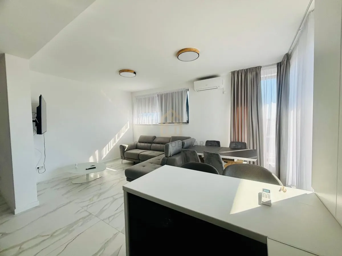 De închiriat Penthouse modern - foto 5