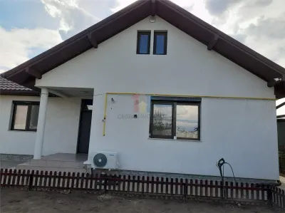 Vila P+M constructie 2020, pretabila doua famiili, Cazasu - foto 2