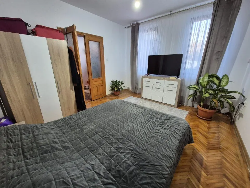 4 cam 200mp utili caramida teren 509 mp Mobilata Centru - foto 16