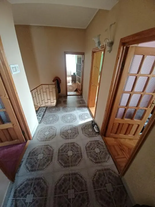 VILA(P+1), zona Centru-Vechi, Caramida, MERITA VAZUTA! - foto 12