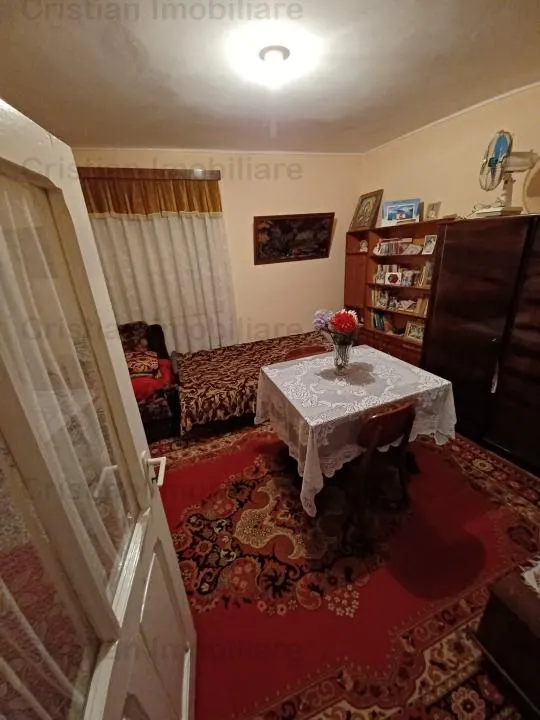 Casa din caramida, teren 180 mp, deschidere dubla, zona Piata Saraca - foto 9