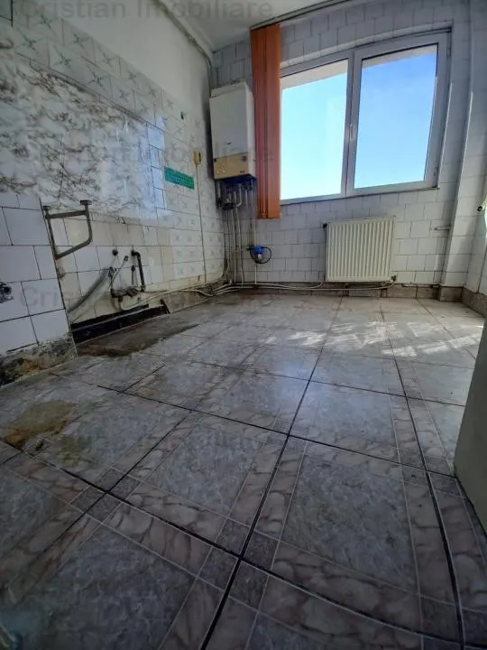 Ap. 2 camere, etaj 3, 2 balcoane, Confort 1 - 55 mp,  Calea Galati - foto 4