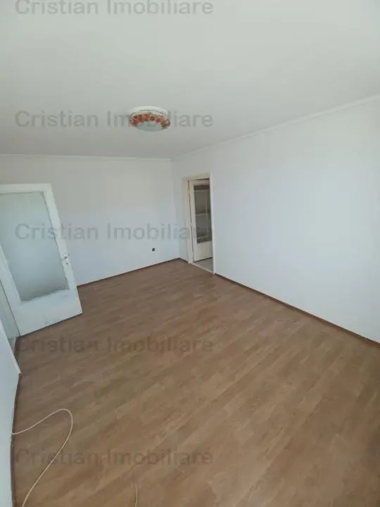 Ap. 2 camere, etaj 3, 2 balcoane, Confort 1 - 55 mp,  Calea Galati - foto 5