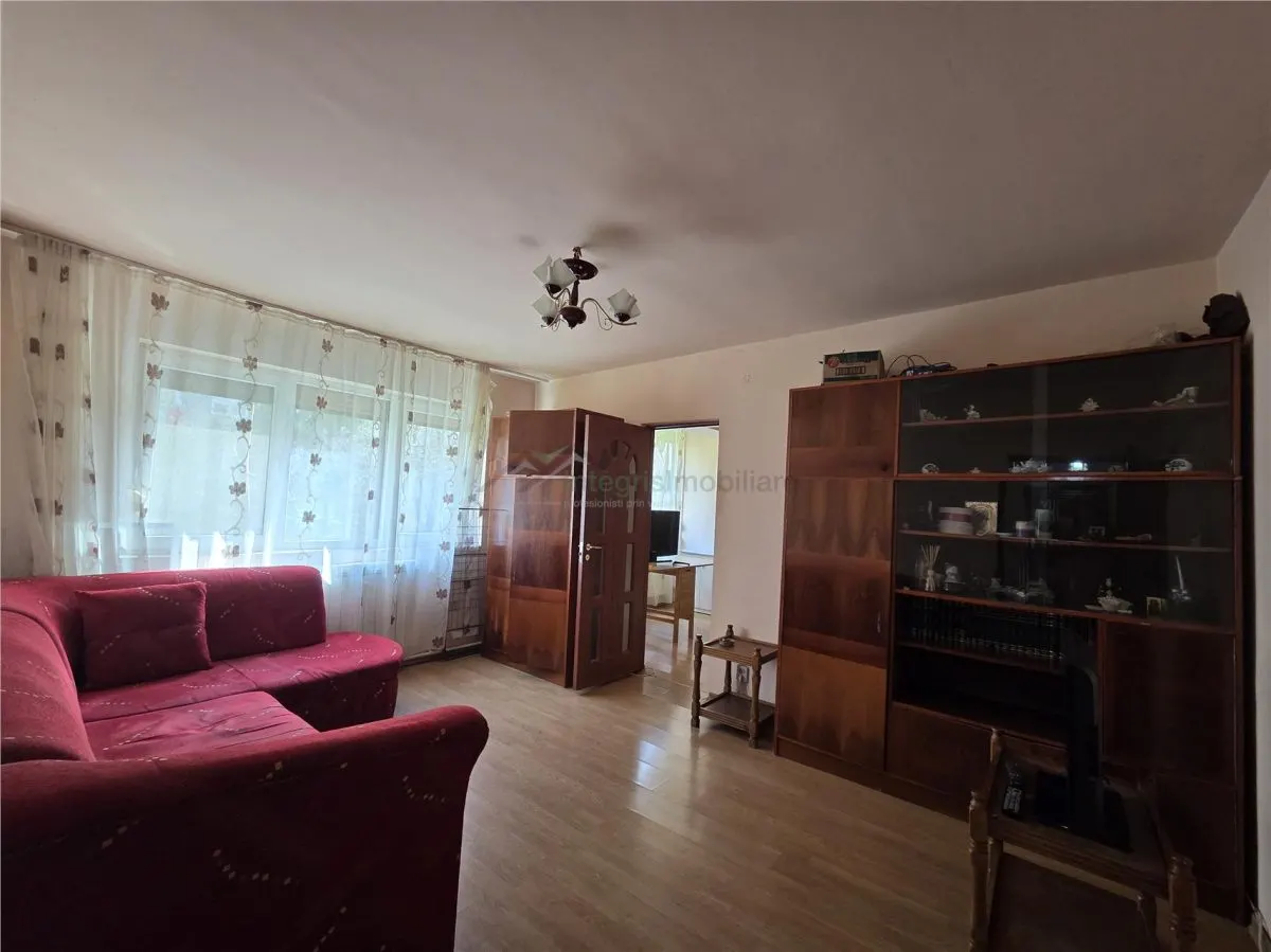 Apartament 2 camere,parter,Borsecului,zona Velenta,Oradea - foto 1