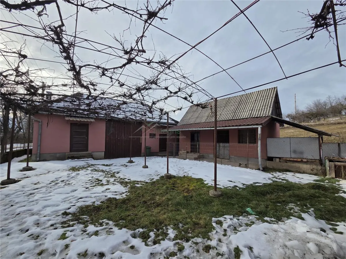 Casa cu 3 camere si anexe, sat Valea Crisului, Bratca,Bihor - foto 6