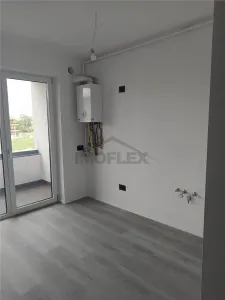 Apartament cu 3 camere de tip Penthouse, zona ultra centrala din Giroc - foto 3