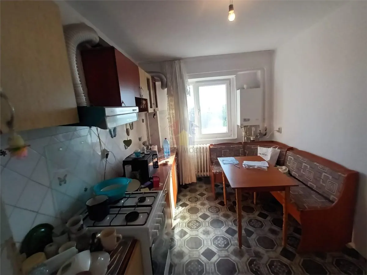 3 camere, LIBER, Decomandat, zona Viziru -Pistruiatu - foto 4