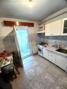 70mp Buzaului 3 cam confort 1 Decomandat etaj 3, 2 bai - foto 5