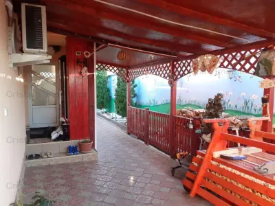 Vila  P+M + SPATIU COMERCIAL Chercea Mobilata 400mp utili - foto 4