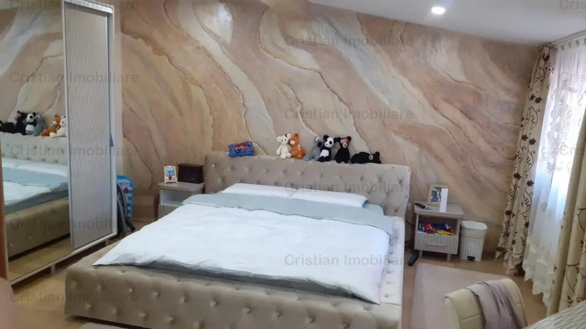 Vila  P+M + SPATIU COMERCIAL Chercea Mobilata 400mp utili - foto 9