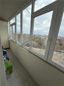Garsonieră cu view superb, mobilată modern, Parc Plumbuita – etaj 9 - Bucuresti