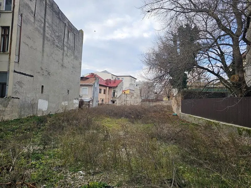 Cladire de birouri - Str. Schitu Magureanu - foto 4