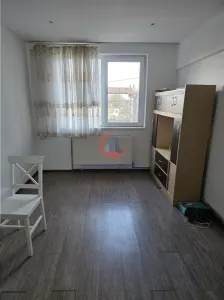 Investiție sigura , 2 garsoniere independente ,Etaj 1  lângă Bega Bujorilor - foto 4