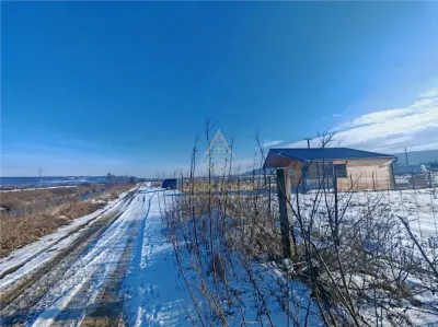 Teren 1165 mp + Cabana de vanzare in Garleni – aproape de natura - foto 25