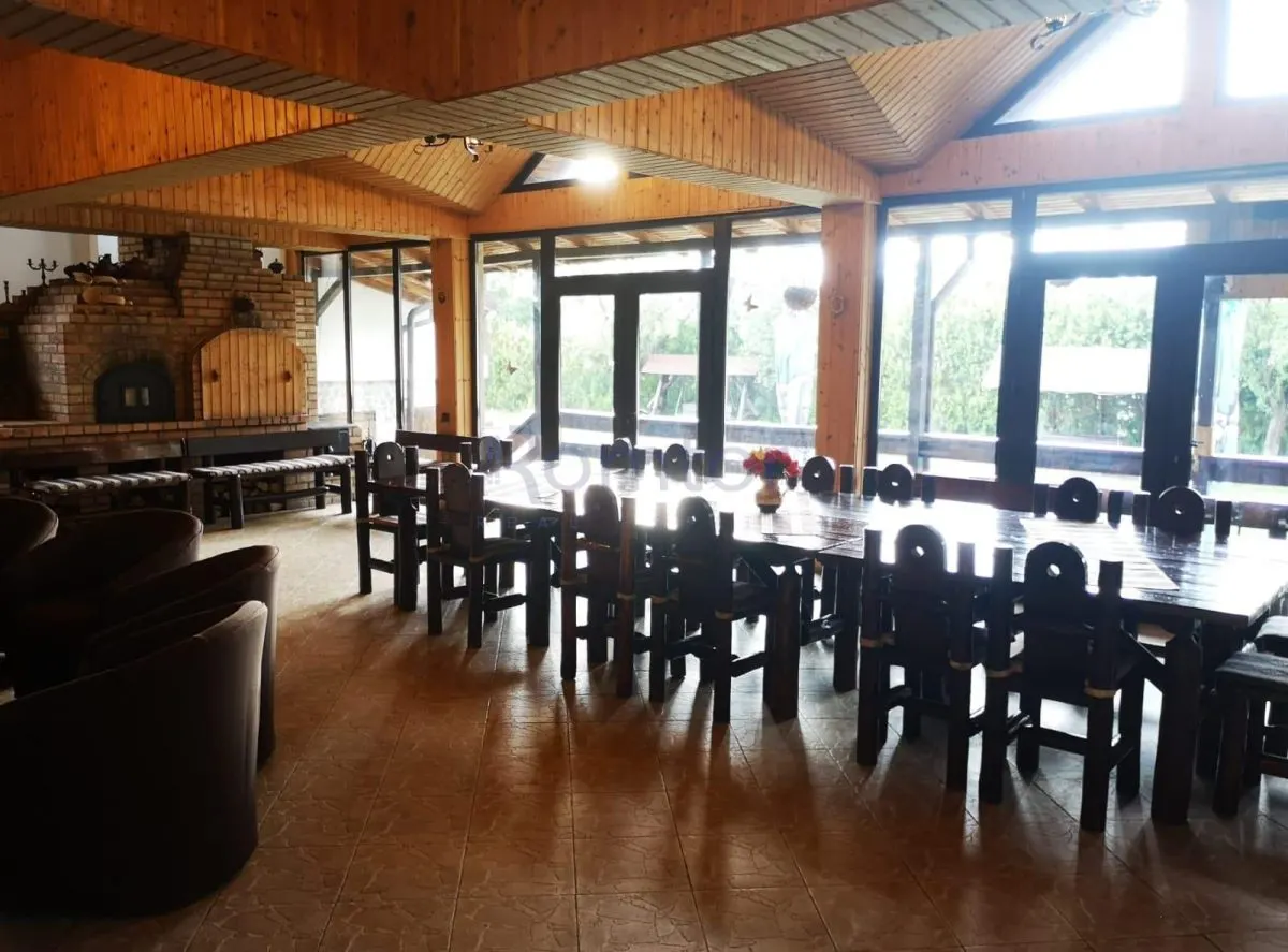 Vila/Pensiune cu 12 camere teren de 2.000 mp de vanzare in Campulung Muscel Arges - foto 8
