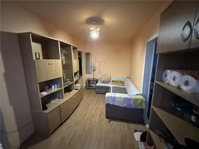 Apartament 2 camere semidecomandat, velenta - foto 2