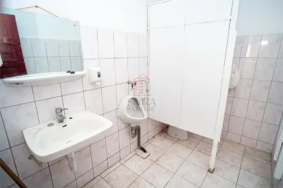 Casa in Rogerius cu spatiu comercial si 3 unitati separate - foto 22