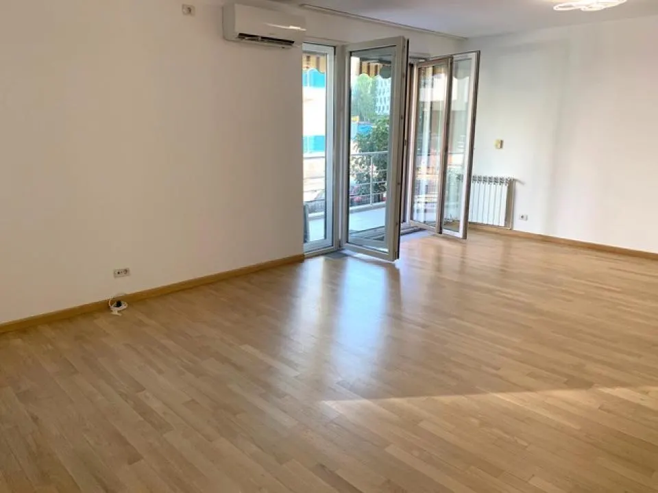 Herastrau-Nordului, apartament cu 3 camere de vanzare, 237 mp construiti - foto 1