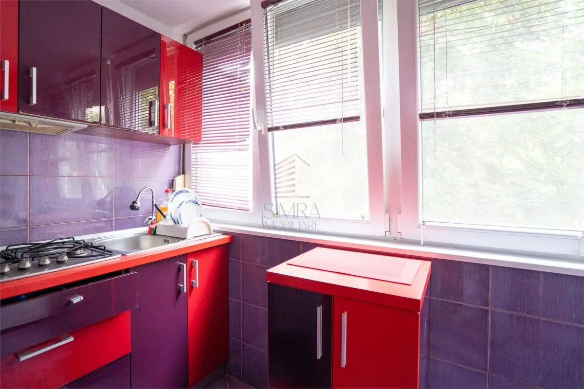 Apartament 3 camere decomandat Rogerius - foto 4