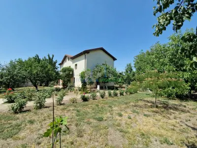 CASA P +E , 5 camere -Cosoveni - foto 2