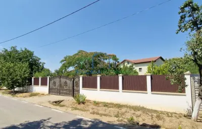 CASA P +E , 5 camere -Cosoveni - foto 3