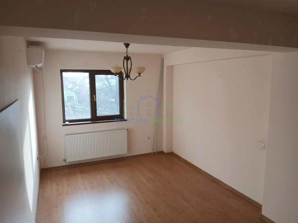 Apartament 3 camere Câmpia Islaz - foto 4