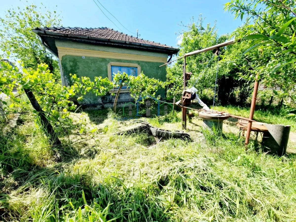 Casa caramida si 3742 mp teren intravilan - foto 2