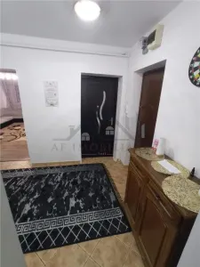Apartament 4 camere  Podu Ros - Bd Tutora - foto 12