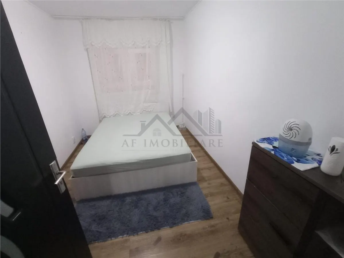 Apartament 4 camere  Podu Ros - Bd Tutora - foto 14