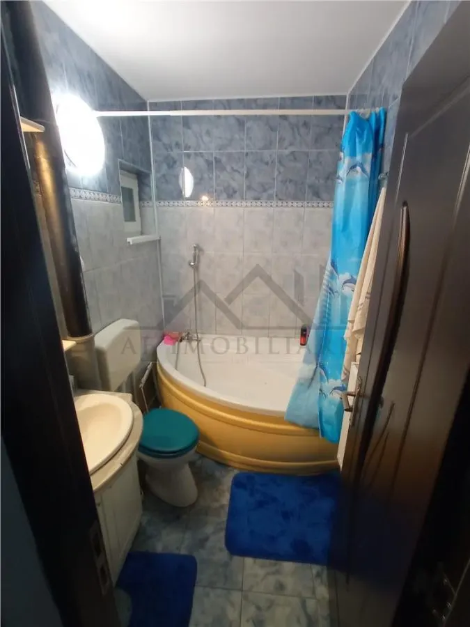 Apartament 4 camere  Podu Ros - Bd Tutora - foto 16