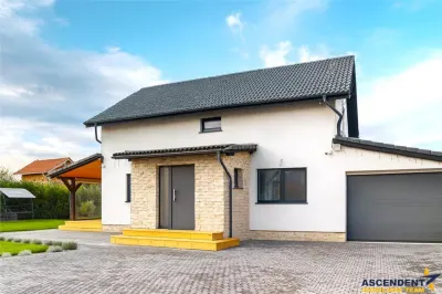 Resedinta high-tech, lot privat 1.000 mp, Tarlungeni, Brasov: Tur LIVE! - foto 11