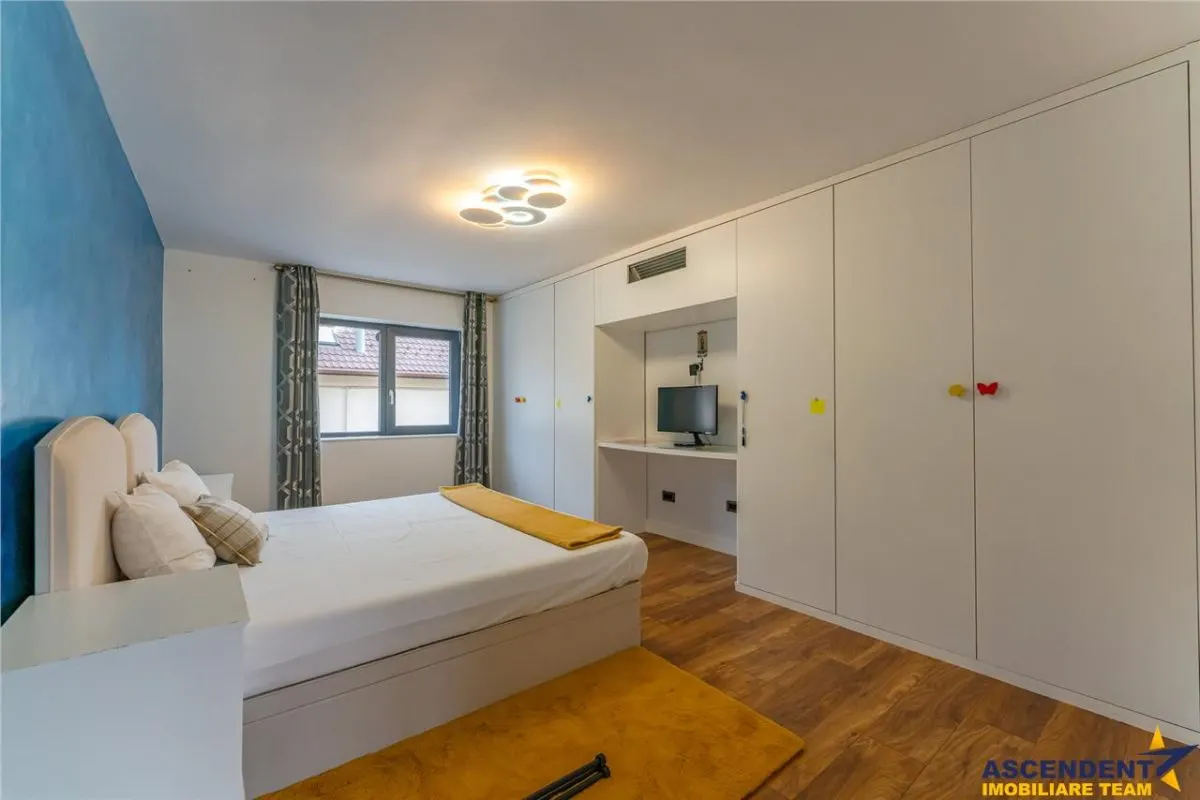 FILM& 3D! Vila high tech, cu semineu, jacuzzi, terasa, 10 camere, Central, Brasov - foto 17