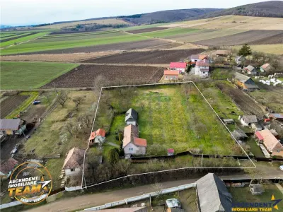 FILM! 5.000mp teren intravilan cu casuta rustica, Dalnic, Covasna - foto 19