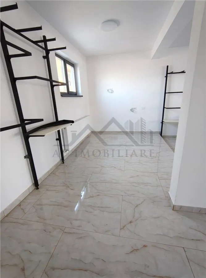 Spatiu Lunca Cetatuii - langa Centura - foto 16