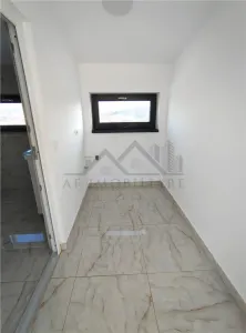 Spatiu Lunca Cetatuii - langa Centura - foto 22