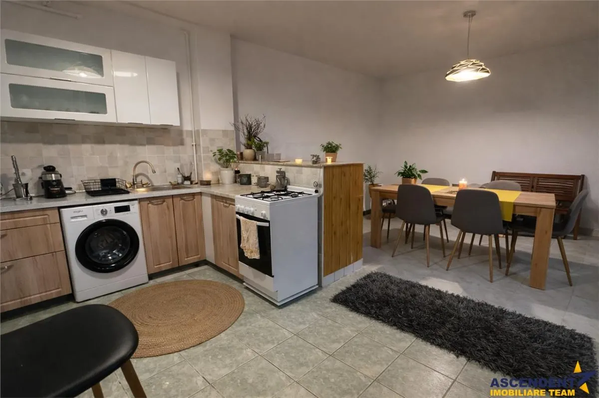 Film& 3D!Coltul tau rustic la casa,Central, Targu Mures. - foto 4