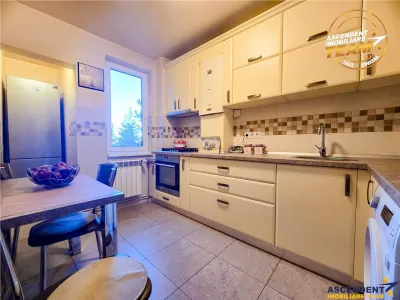 Decomandat, 3camere, etaj1, parcare inclusa, Aleea Teilor, Simeria, Sfantu Gheorghe - foto 2