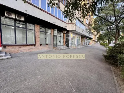 Inchiriere spatiu comercial, in Ploiesti, ultracentral - foto 3