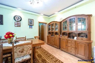 Pe incantare florala, casa cu 5 camere, curte individuala - Central, Brasov - foto 3