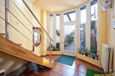 Pe incantare florala, casa cu 5 camere, curte individuala - Central, Brasov - foto 6