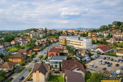 Vila cu potential,2 garaje,teren 1.080 mp,strada Marasesti, Bartolomeu, Brasov - foto 4