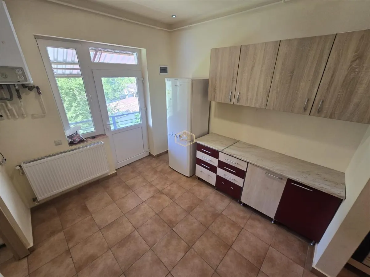 Centru istoric | Apartament cu 3 camere, garaj + pivnita | Etaj 1 - foto 11