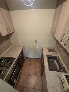 Centru istoric | Apartament cu 3 camere, garaj + pivnita | Etaj 1 - foto 13