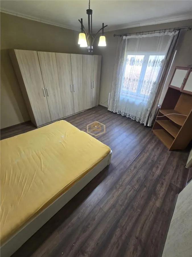 Centru istoric | Apartament cu 3 camere, garaj + pivnita | Etaj 1 - foto 3