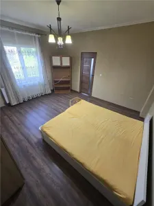 Centru istoric | Apartament cu 3 camere, garaj + pivnita | Etaj 1 - foto 4